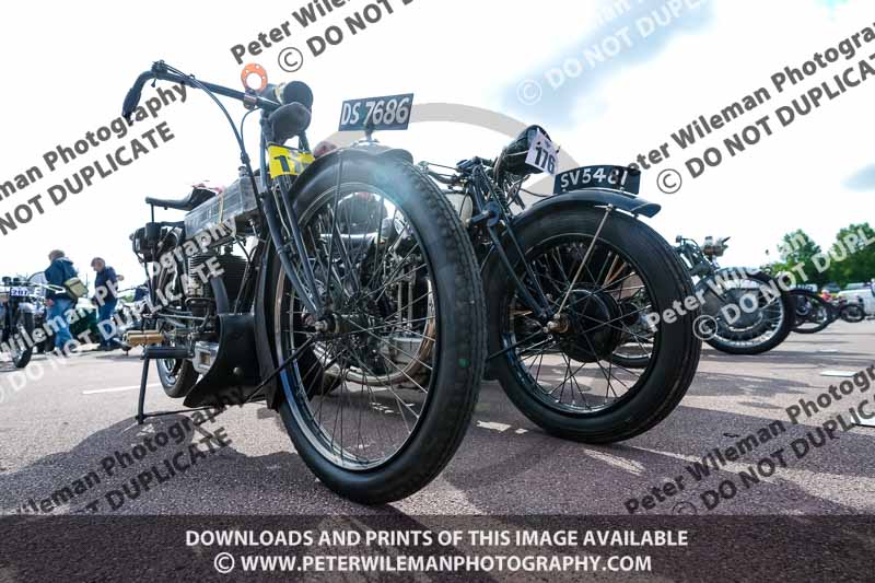 Vintage motorcycle club;eventdigitalimages;no limits trackdays;peter wileman photography;vintage motocycles;vmcc banbury run photographs